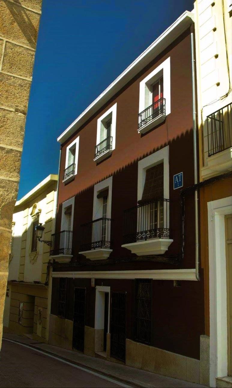 Las Cuatro Esquinas De Caceres Exterior photo